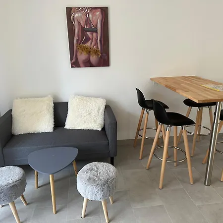 Village Naturiste - Port-venus - Les Pieds Dans L'eau * آجد