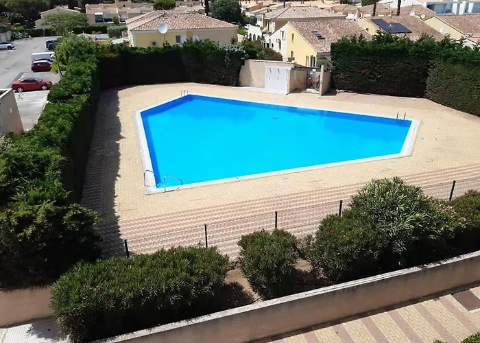 Village Naturiste - Port-vénus - Les Pieds Dans L'eau Villa Agde